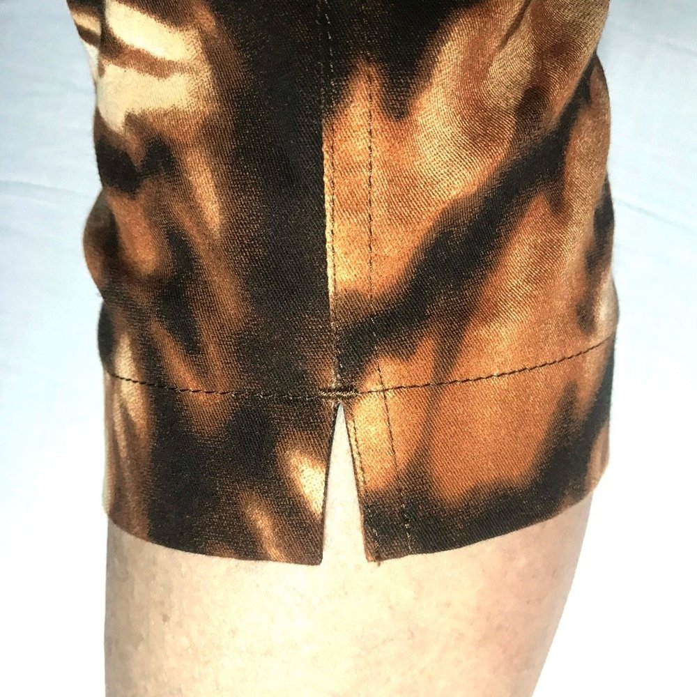 Escada Vintage Animal Print Cropped Denim Pants - Picture 8 of 8
